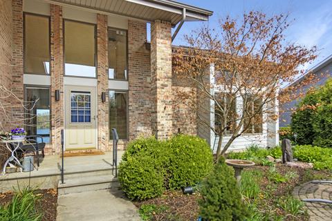 121 Zapata Ln, Minooka, IL 60447 photo 4