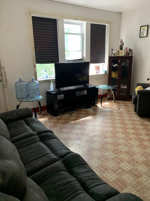 4744 S Bishop St, Chicago, IL 60609 photo 8