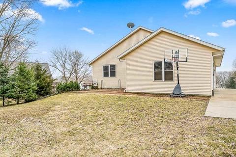 1573 Chadbourne Dr, Davis, IL 61019 photo 9