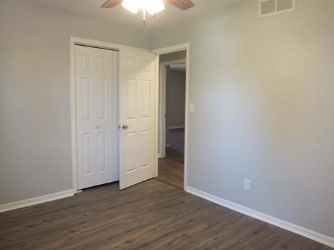 9370 Old Towne Ct, Roscoe, IL 61073 photo 28