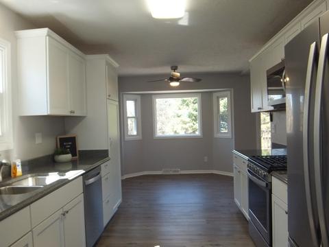 9370 Old Towne Ct, Roscoe, IL 61073 photo 18