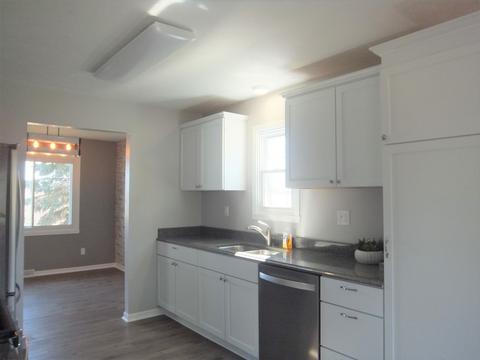 9370 Old Towne Ct, Roscoe, IL 61073 photo 20