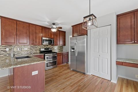 421 Cinnamon Ct, Bartlett, IL 60103 photo 10