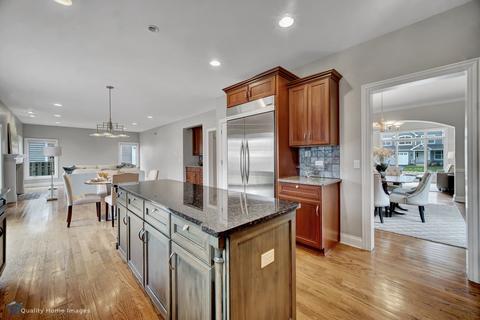 1323 Kenton Rd, Deerfield, IL 60015 photo 4
