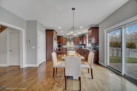 1323 Kenton Rd, Deerfield, IL 60015 photo 8