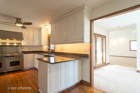 3720 N Alder Dr, Hoffman Estates, IL 60192 photo 8