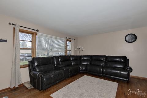 4312 Crestwood St, Mchenry, IL 60050 photo 5