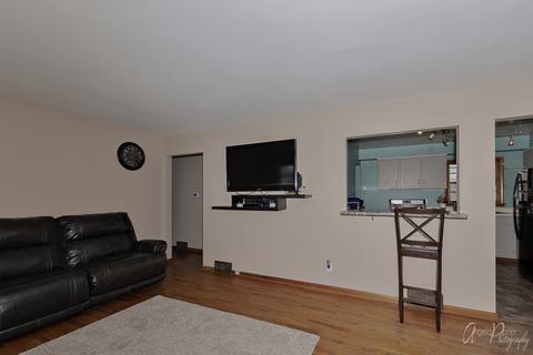 4312 Crestwood St, Mchenry, IL 60050 photo 7