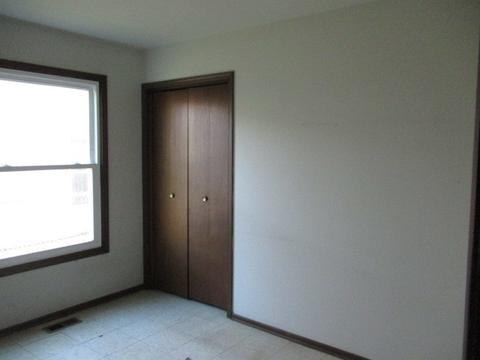 1490 N Oakmont Rd, Hoffman Estates, IL 60169 photo 8