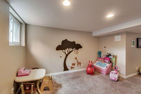 328 Nuttall Rd, Riverside, IL 60546 photo 47