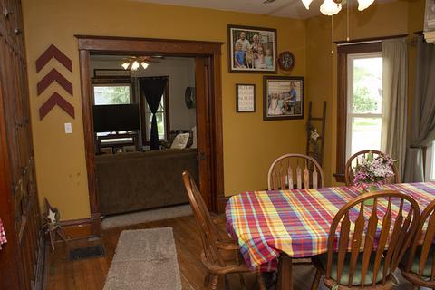 310 W Main St, Morrison, IL 61270 photo 10