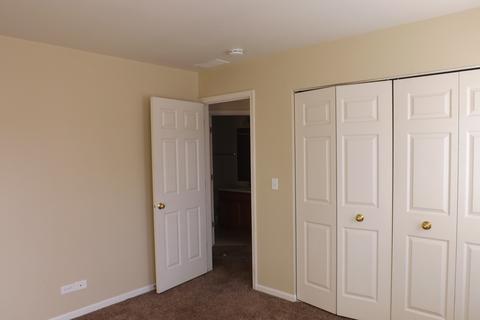 1060 Huron Ct, Elgin, IL 60120 photo 11