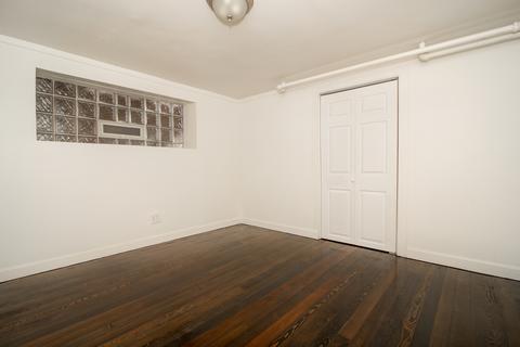 5821 S Artesian Ave, Chicago, IL 60629 photo 16