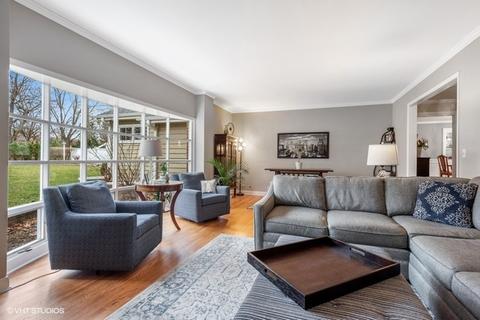 110 George St, Wheaton, IL 60189 photo 11