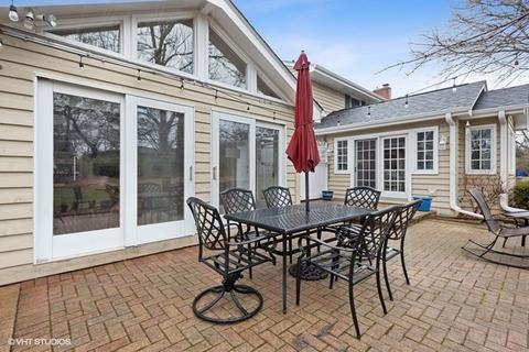 110 George St, Wheaton, IL 60189 photo 5