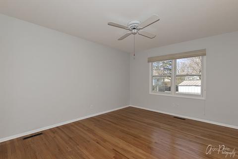4704 Chesterfield Dr, Mchenry, IL 60050 photo 18