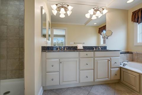 2536 Illinois Rd, Northbrook, IL 60062 photo 17