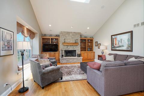 2536 Illinois Rd, Northbrook, IL 60062 photo 8