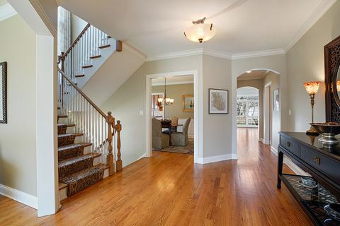2536 Illinois Rd, Northbrook, IL 60062 photo 3
