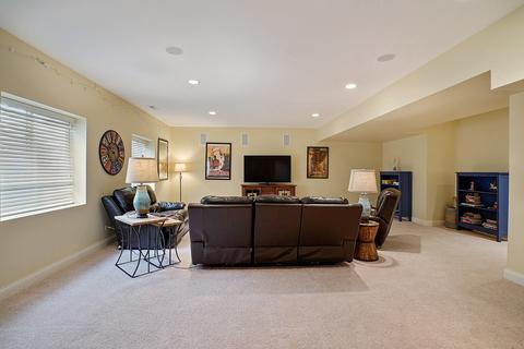 2536 Illinois Rd, Northbrook, IL 60062 photo 23