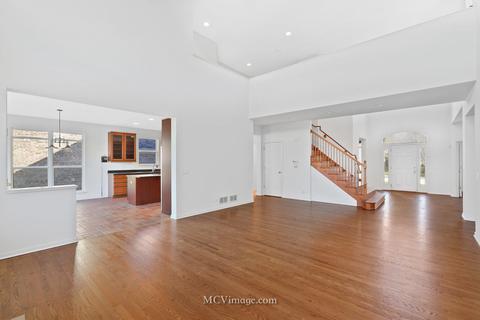 64 Holabird Loop, Highwood, IL 60040 photo 4
