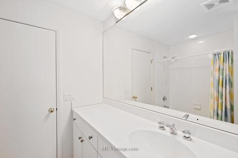 64 Holabird Loop, Highwood, IL 60040 photo 18