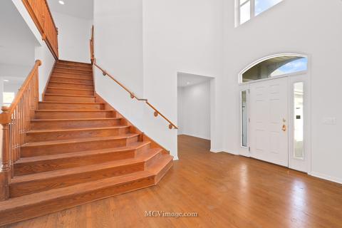 64 Holabird Loop, Highwood, IL 60040 photo 3