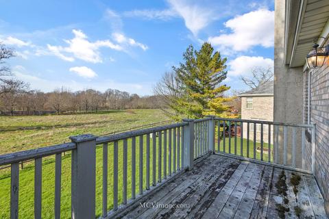 64 Holabird Loop, Highwood, IL 60040 photo 26