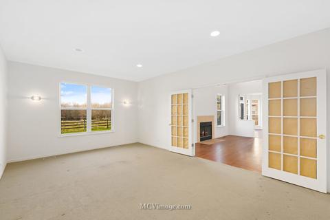 64 Holabird Loop, Highwood, IL 60040 photo 6