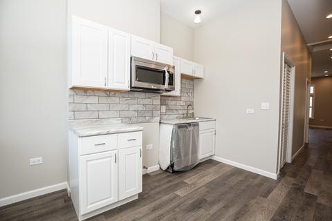 4630 S Evans Ave, Chicago, IL 60653 photo 3