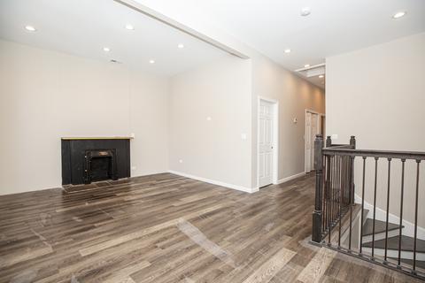 4630 S Evans Ave, Chicago, IL 60653 photo 6