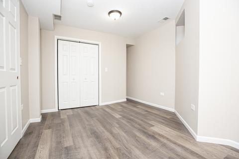 4630 S Evans Ave, Chicago, IL 60653 photo 10