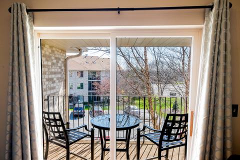 6845 Forestview Dr #3D, Oak Forest, IL 60452 photo 9