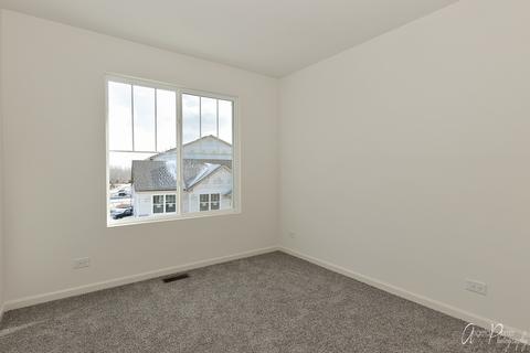 3818 Honeysuckle Ln, Elgin, IL 60124 photo 17