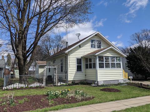 650 W Chestnut St, Freeport, IL 61032 photo 24