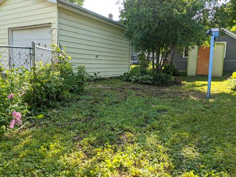 650 W Chestnut St, Freeport, IL 61032 photo 30