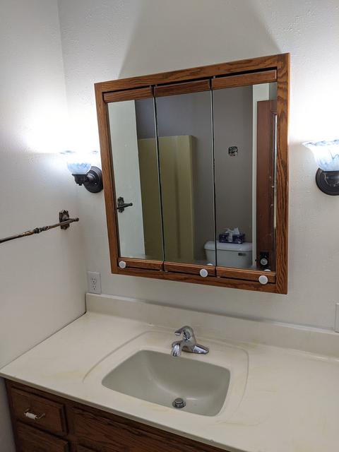 650 W Chestnut St, Freeport, IL 61032 photo 22