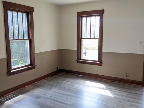 650 W Chestnut St, Freeport, IL 61032 photo 7