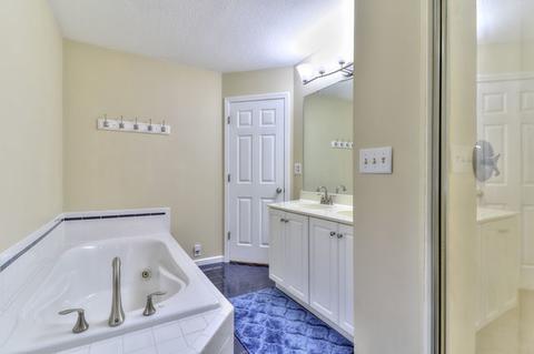 2208 Seaton Ct, Champaign, IL 61821 photo 21