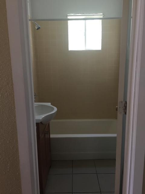 1018 March St, Beardstown, IL 62618 photo 5