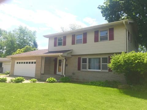 2422 15th St, Peru, IL 61354 photo 1