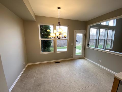 556 Woods Creek Ln, Algonquin, IL 60102 photo 11