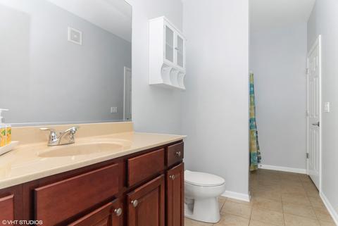1918 Havenshire Rd, Aurora, IL 60502 photo 11