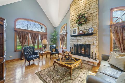 4 N492 Magnolia Ln, Wayne, IL 60184 photo 9