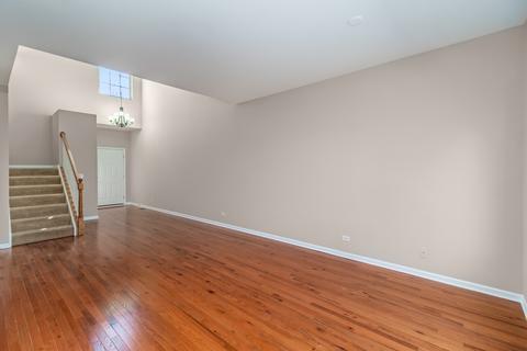 449 Jamestown Ct, Aurora, IL 60502 photo 3