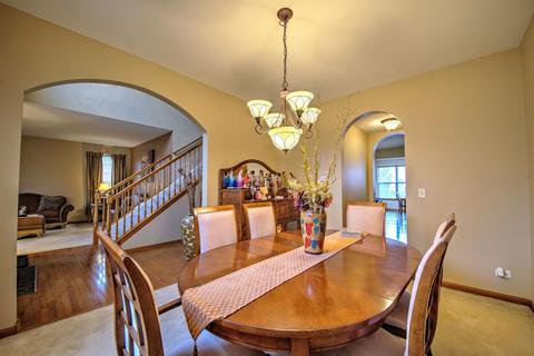 340 Sutton Ct, Sugar Grove, IL 60554 photo 6