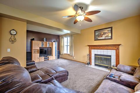 340 Sutton Ct, Sugar Grove, IL 60554 photo 13