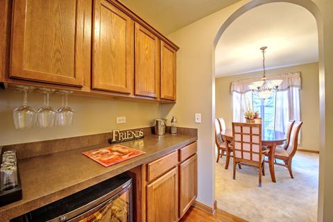340 Sutton Ct, Sugar Grove, IL 60554 photo 7