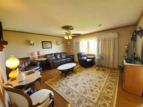5018 S Freeport Rd, Polo, IL 61064 photo 5