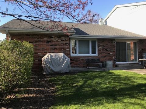 1736 Warwick Ct, Wheaton, IL 60189 photo 2